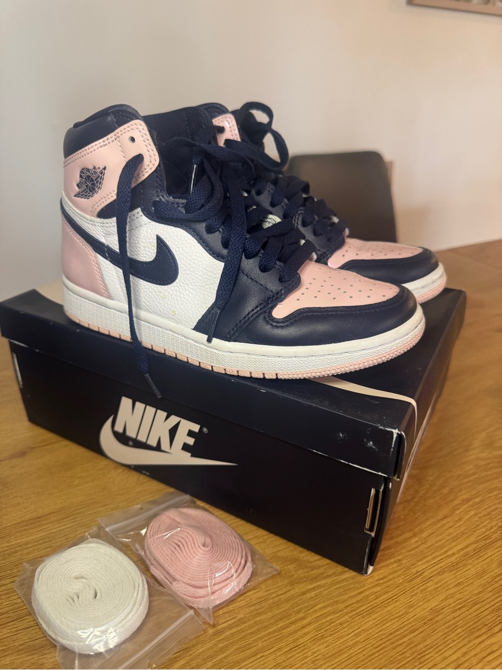 Nike Air Jordan 1